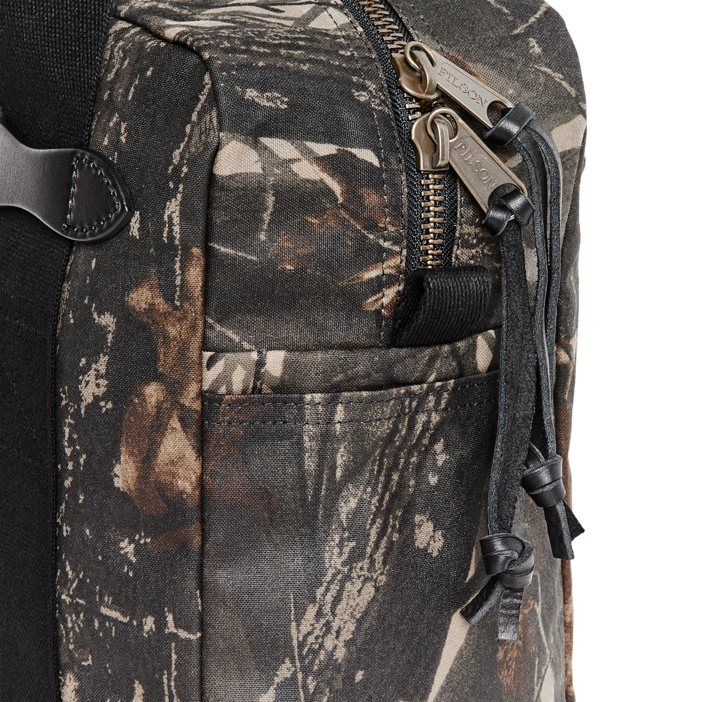 Alternate view of the Filson Tin Cloth Zipper Tote Bag - Realtree Hardwoods Camo