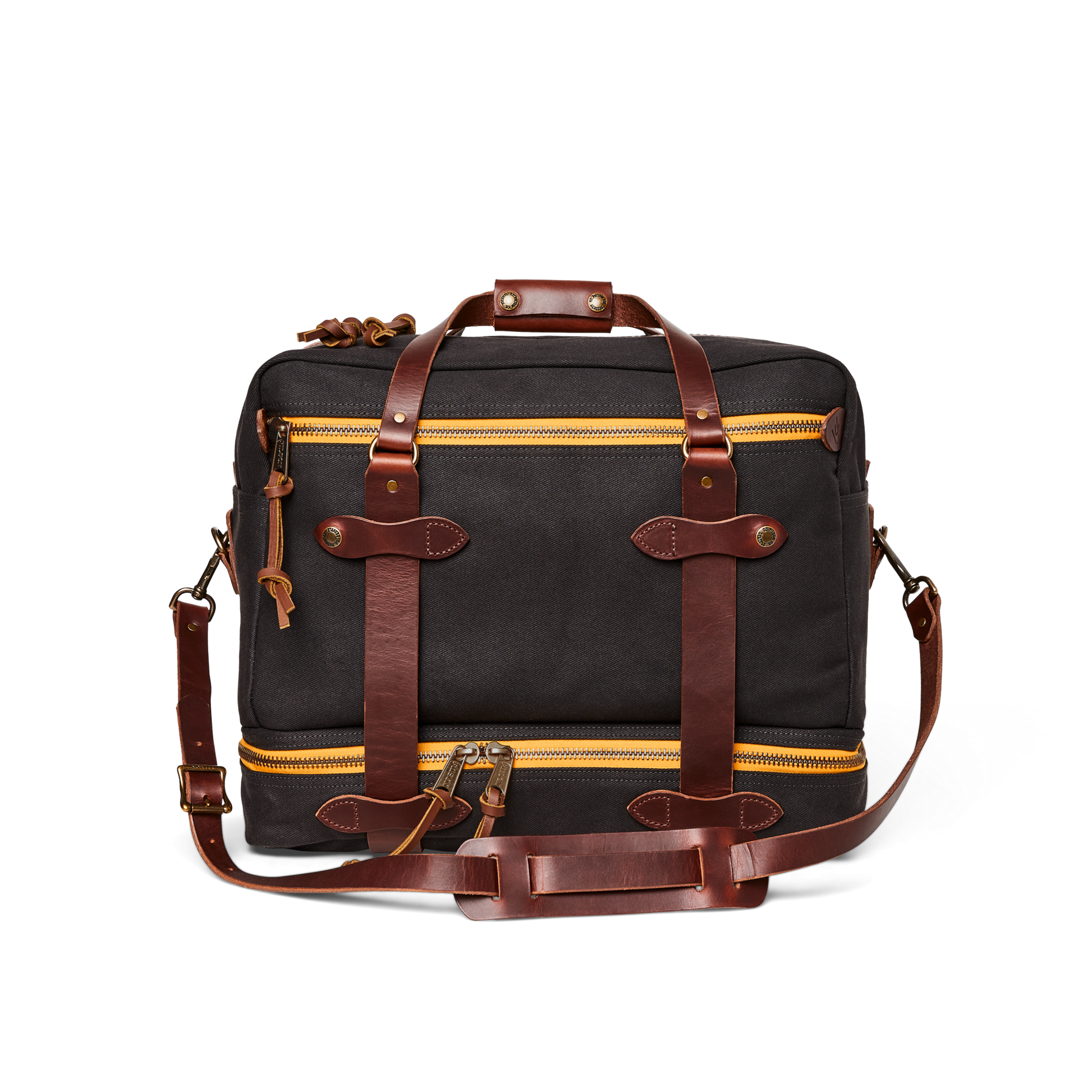 Front-facing image of the Filson Traveller Outfitter Bag - Cinder