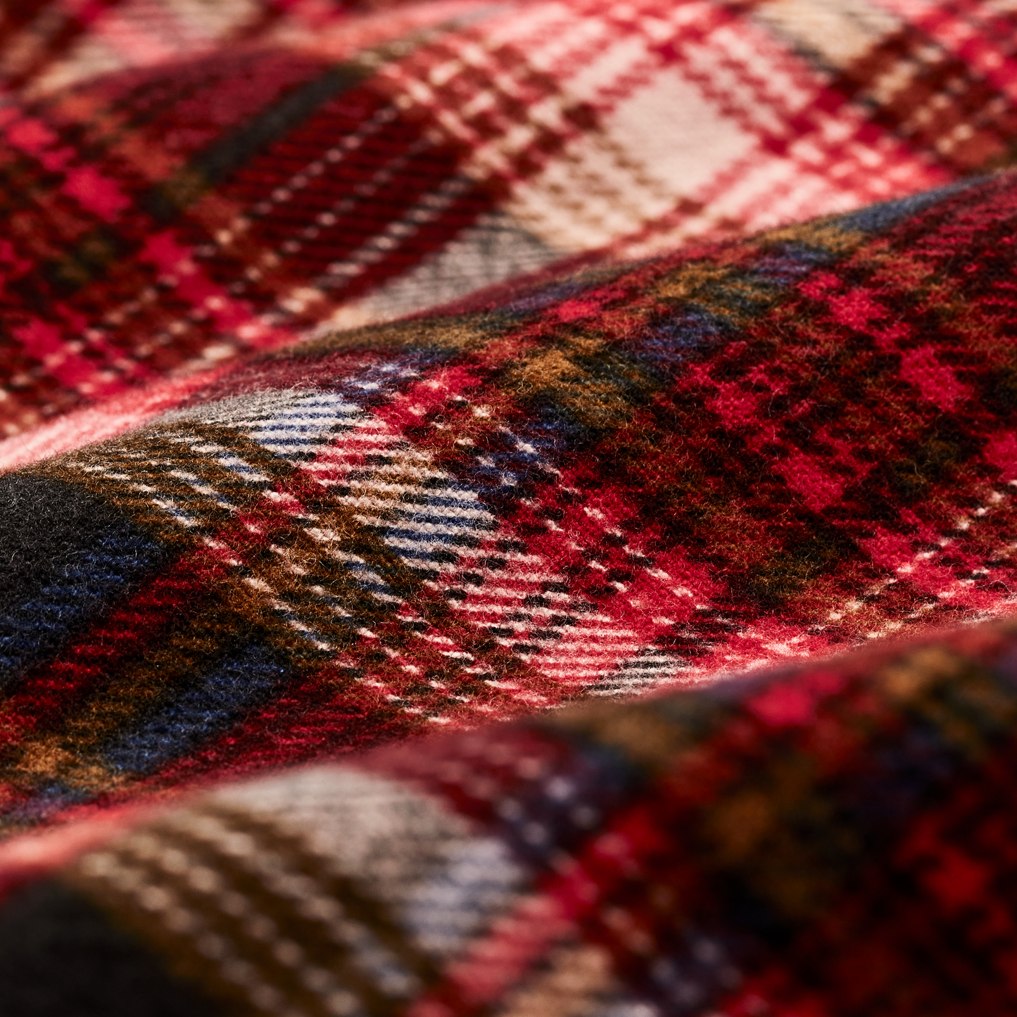 Alternate view of the Filson Field Flannel Shirt - Faded Black / Bronze / Multi Plaid