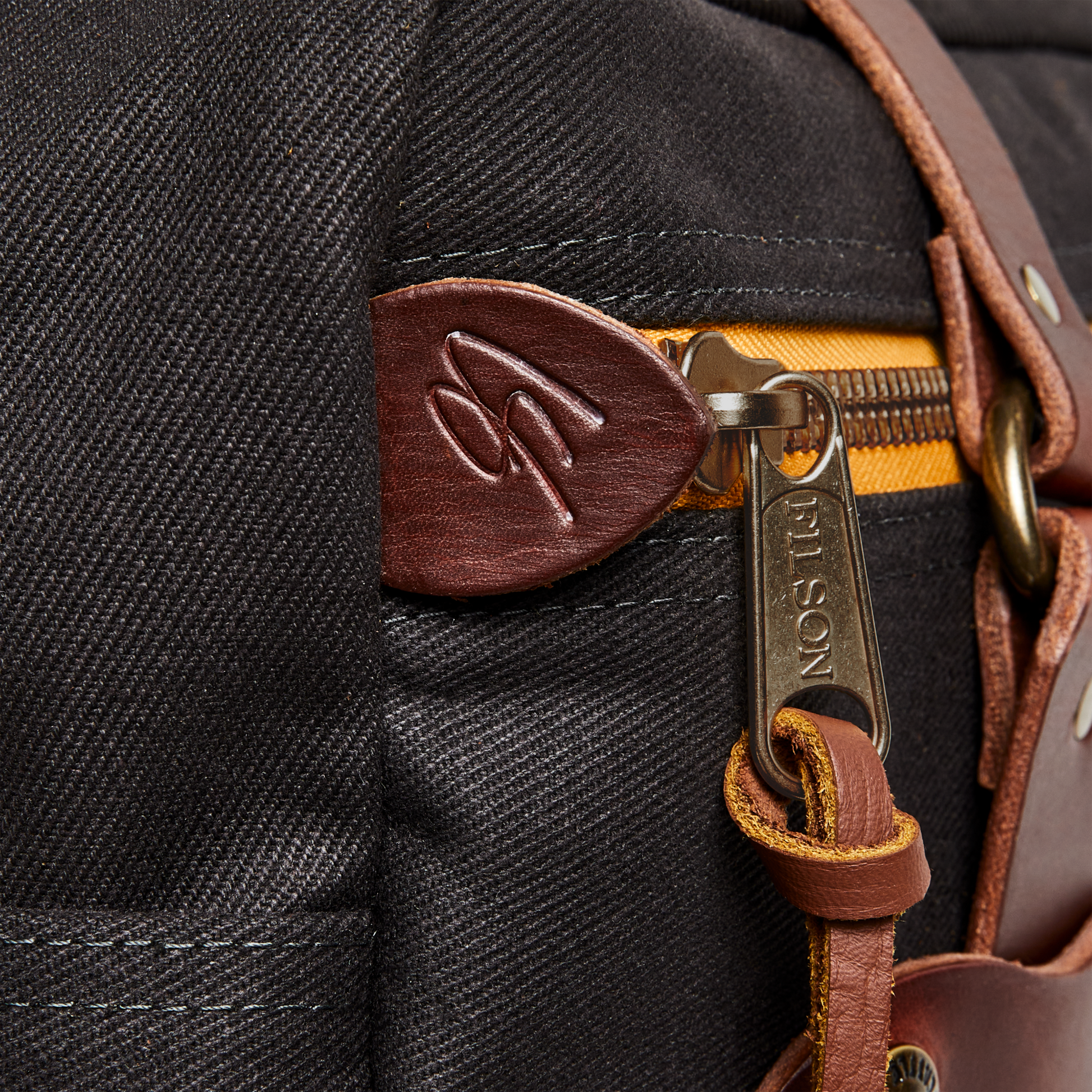 Alternate view of the Filson Traveller Outfitter Bag - Cinder