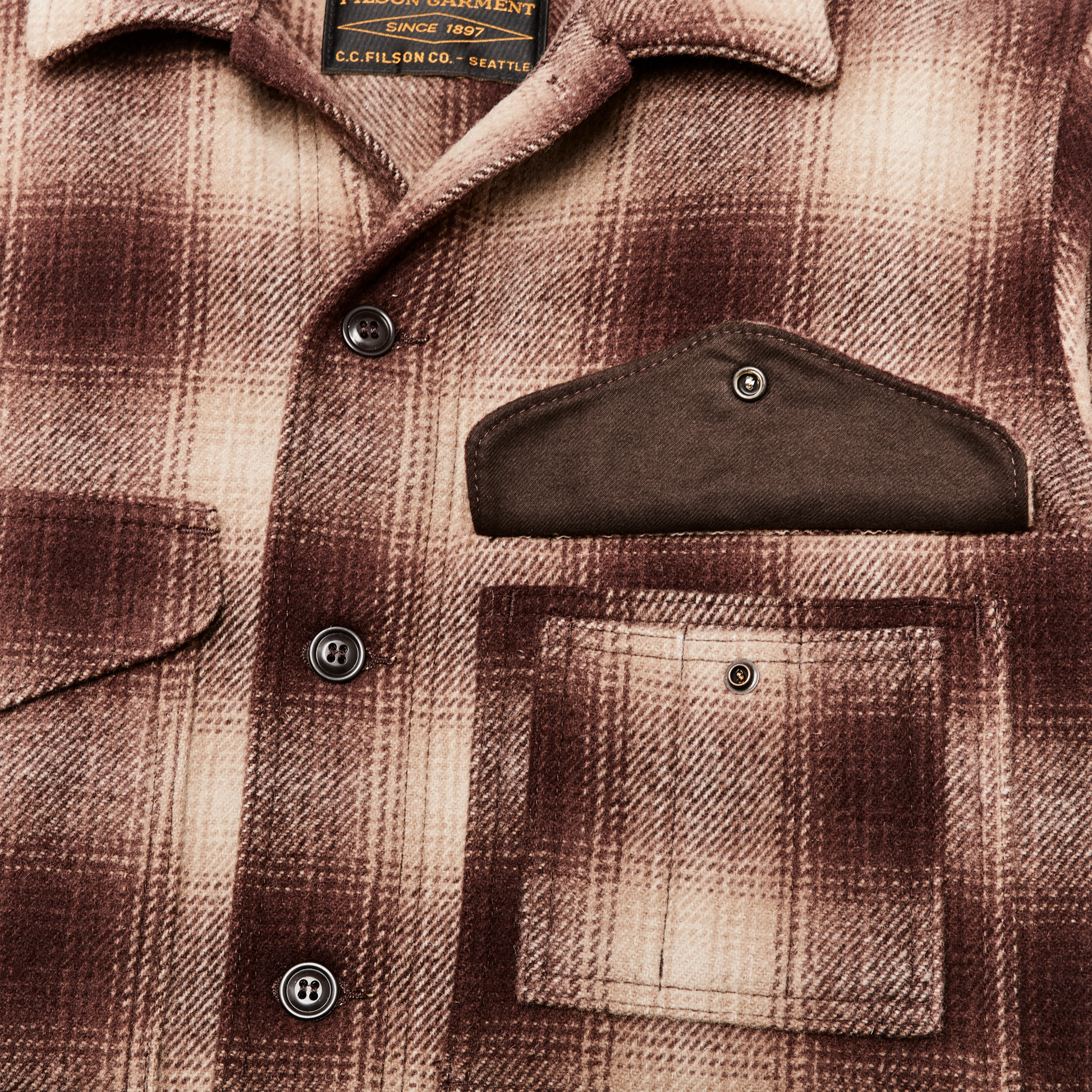 Alternate view of the Filson Mackinaw Wool Cruiser Jacket - Brown / Tan Ombre